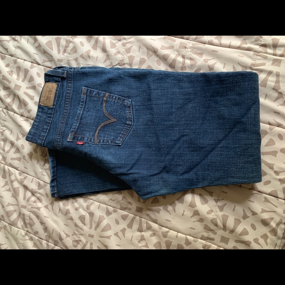 Levi Slender Bootcut Size 12. Never worn.